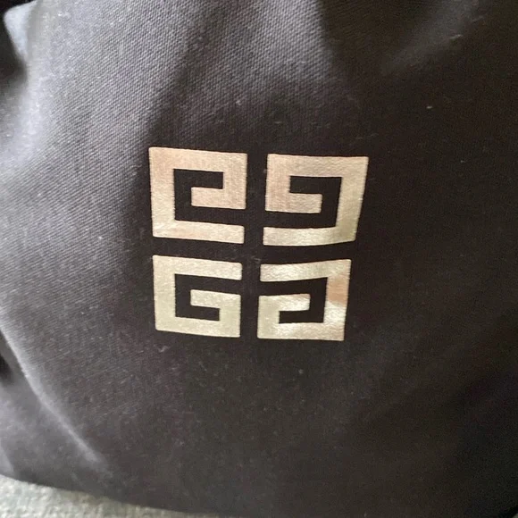Givenchy Cosmetic Drawstring Pouch - Picture 6 of 12